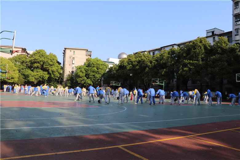 【动态】驰骋运动场上，我们神采飞扬