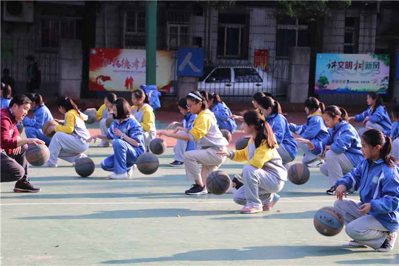 【动态】驰骋运动场上，我们神采飞扬