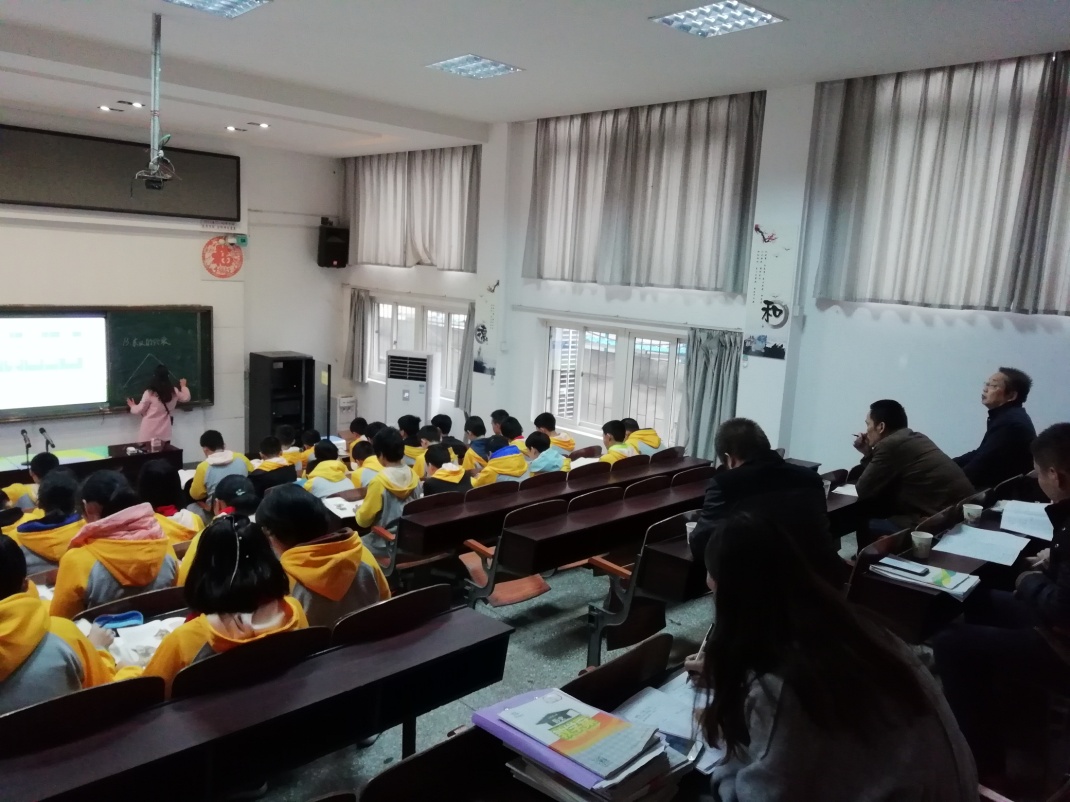 湘潭市益智中学青年教师专业成长之导师制活动纪实